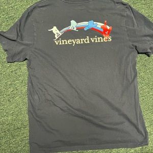 Vineyard Vines short sleeve men’s snowboard tee